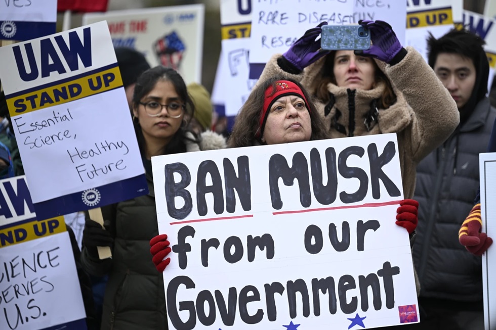 People mobilize against DOGE cuts to Education, Social Security, Medicare and more